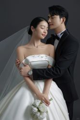 -蒙娜丽莎婚纱摄影(南门店)
