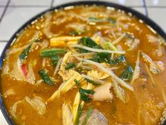 -肥汁米蘭香港米线(长宁来福士店)