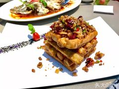 -铜锣湾·有麝自然香(长嘉汇购物公园店)