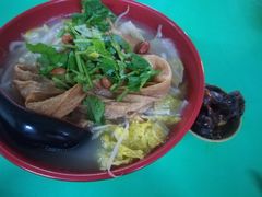 招牌辣鸡粉-明记砂煲美食(人民北路四十号大院店)
