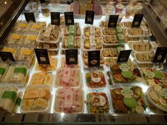 -罗森尼娜(德思勤店)