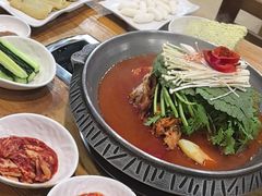 -喇喇排骨火锅·传统韩式脊骨汤(望京西园总店)