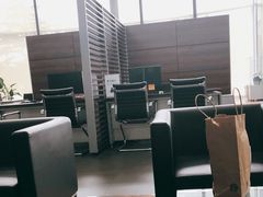 -奔驰上海利星(七宝店)