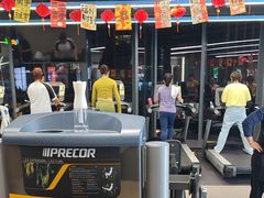 -超鹿运动(五四路恒力城店)