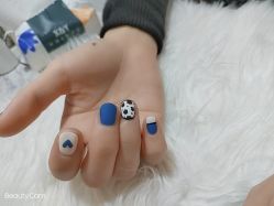 -董小姐日式美甲美睫·皮肤管理
