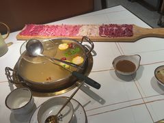 -牛人日志·鲜牛肉骨汤火锅(万科里瑧店)