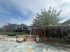 -华山御温泉度假村