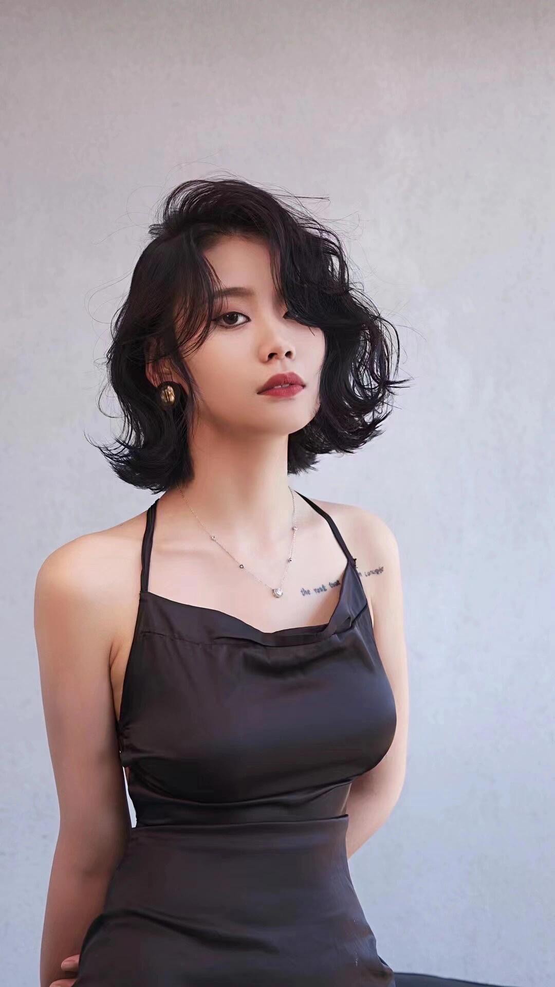 短发比长发的魅力大很多