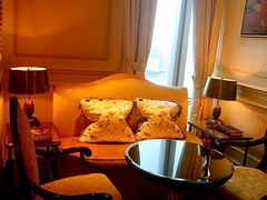 -广州富力丽思卡尔顿酒店