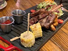 -I HOLIC艾豪丽披萨(KKone店)