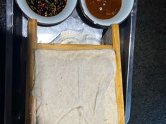 -靠山屯东北农家菜(八龙桥雅苑店)