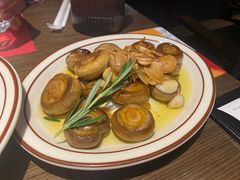 西班牙蒜香口蘑-ZAFFERANO西班牙海鲜饭(上海首店)