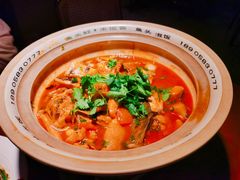 -魏铭鱼头捞饭(晋阳路店)