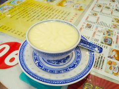 -广信牛奶甜品世家(台东店)