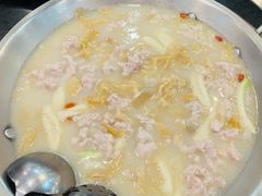 -老来福·非遗酸汤兔(凯旋路店)