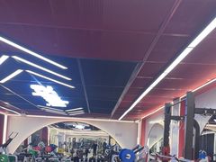 -英派斯健身旗舰店(海信国际中心馆)