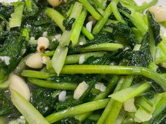 蒜蓉炒鸡毛菜-良师门滨海人家·海鲜·家常菜(滨海城店)