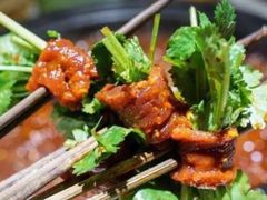 -钢管厂五区小郡肝串串香(奥克斯广场锦城万达店)