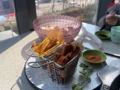 -巧克力渔家.小船海鲜胶东菜(万平口店)