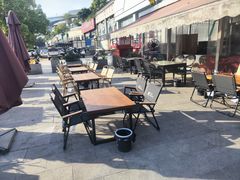 -去吃小龙虾·江湖菜·烧烤(南滨路店)