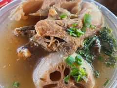 -燕子煨汤(山海关路店)