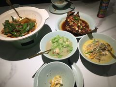 -费大厨辣椒炒肉(高铁吾悦广场店)