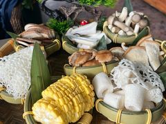 -慢丽江·云南野生菌土鸡锅(西山店)