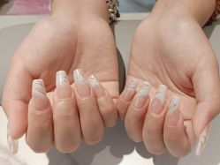 -丽心自助美甲美睫