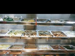 -雅苑餐厅干拌冒菜(建设巷小吃街店)