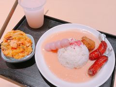 樱花奶炖香肠汉堡套餐-吉野家(上海美罗城店)