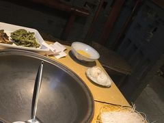 -万里闯关东铁锅炖菜馆(高新旗舰店)