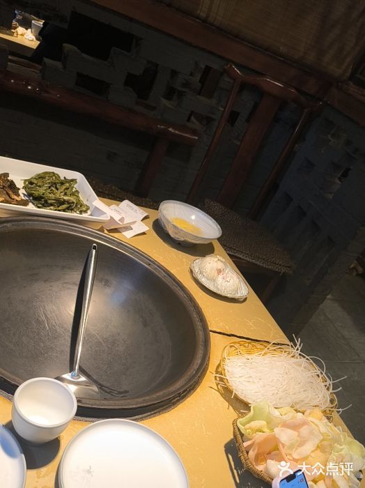 万里闯关东铁锅炖菜馆(高新旗舰店)图片