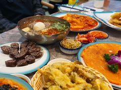 招牌锅包肉-屋里家延边朝鲜族冷面(梅林3店)