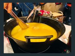 -鲜入围煮花胶鸡海鲜火锅