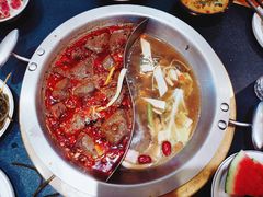 -沸炉重庆老火锅(军事博物馆店)