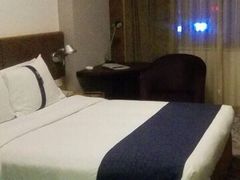 -北京望京华彩智选假日酒店