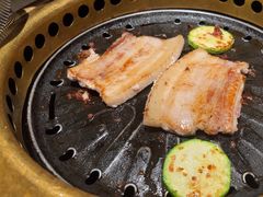 -蚂蚁洞·烤肉大营地(上海静安大悦城店)