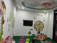 -雅悦齿科(顾村公园店)