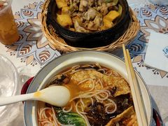 -丽丽三鲜螺蛳粉(田林路店)
