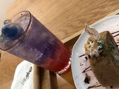 彩虹西柚气泡-猫小主咖啡·猫咖cat cafe(福田店)
