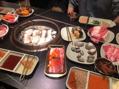 -梨花自助烤肉(西三旗万象汇黑金店)
