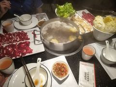 -牛事制造局牛肉火锅(莲岳路店)
