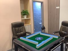 -开心棋牌(沪南路店)