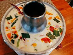 -Chom Cafe and Restaurant