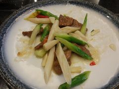 藕节牛肉-鹿港小镇(金虹桥国际中心店)