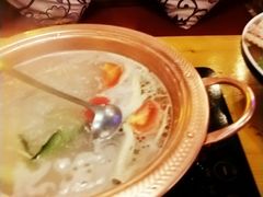 铜锅腊排骨火锅-民食香·腊排骨野生菌美食(木府店)