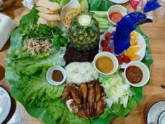 -沐毫傣泐云南菜孔雀宴•手抓饭傣味烧烤(曼听公园店)