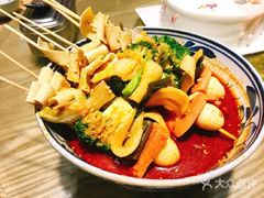 -金牌老碗时尚陕菜(王府井百货店)