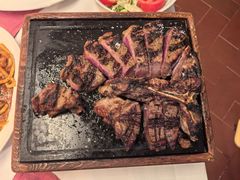 -奥斯特牛排馆(美第奇宫店)