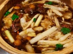 -天宜隆蘑菇宴火锅(石景山旗舰店)